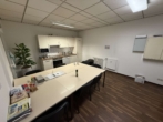 Küche - Zentrale Büro- und Praxisfläche in fußläufiger Entfernung zum Bahnhof.