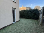 Garten - Neuwertige 3-Zimmer-Erdgeschosswohnung in unmittelbarer Nähe vom Flötenteich.