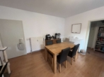 Essbereich im Wohnzimmer - Gepflegte (freiwerdende) 3-Zimmer-Erdgeschosswohnung mit Garten in Eversten!