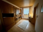 Wohnzimmer - Modernisierungsbedürftiges Einfamilienhaus im Herzen von Hude.