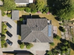 Grundstück - Kapitalanleger aufgepasst! Junges 4-Parteien-Haus in ruhiger Lage.