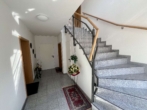 Treppenhaus - Kapitalanleger aufgepasst! Junges 4-Parteien-Haus in ruhiger Lage.