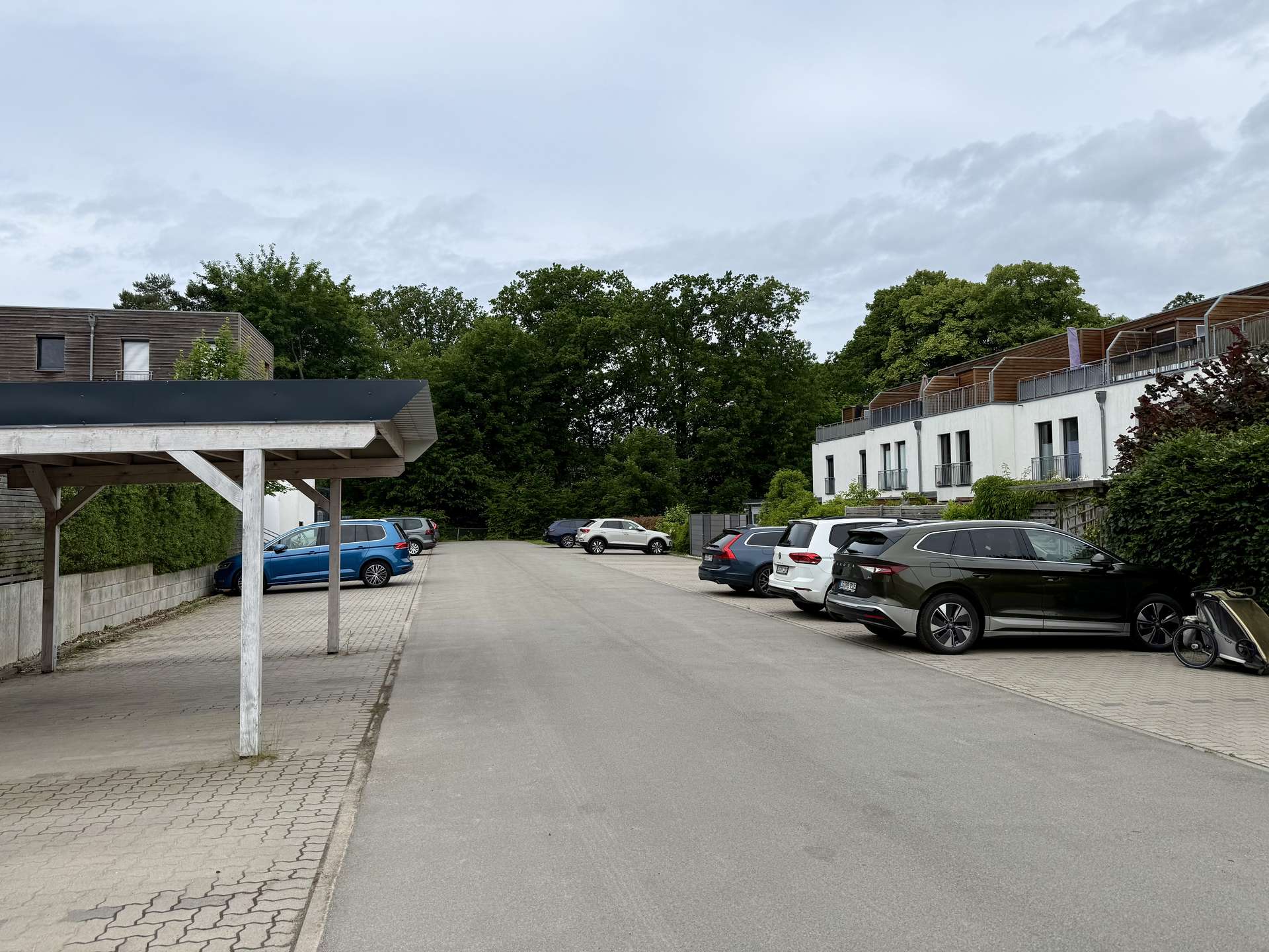 PKW-Stellplätze